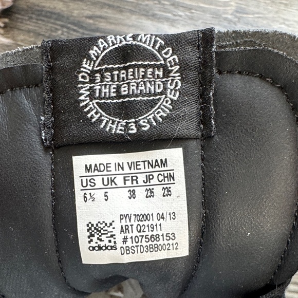 Adidas Black and White Patterned High-Tops - Picture 5 of 5